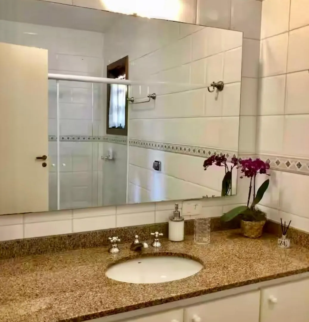 Holiday home Casa Deliciosa Com Jacuzzi Em Condominio Em Campos Do Jordao Brazil