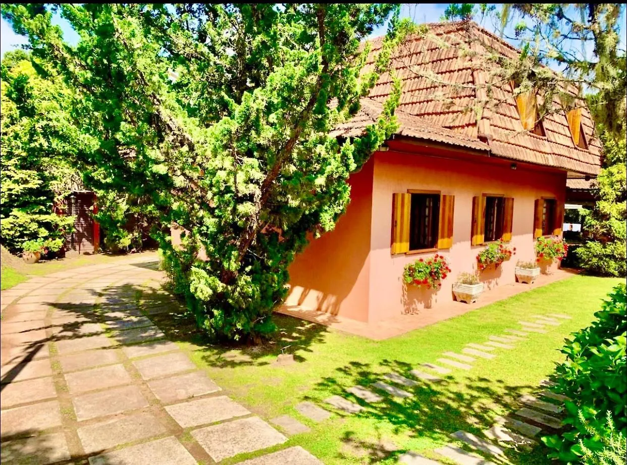 Casa Deliciosa Com Jacuzzi Em Condominio Em Campos Do Jordao Holiday home