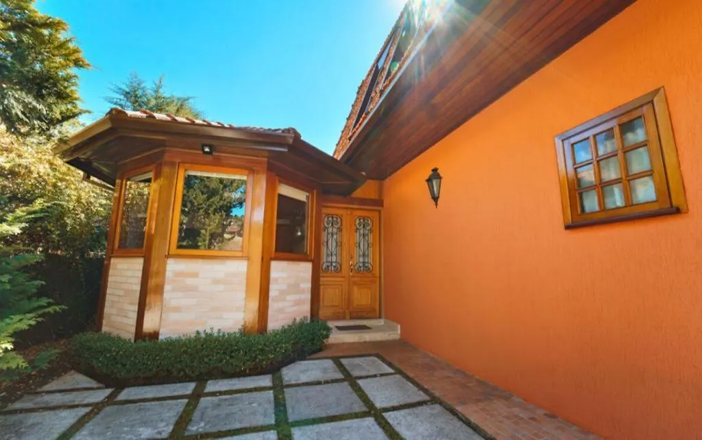Casa Deliciosa Com Jacuzzi Em Condominio Em Campos Do Jordao 0*,  Brazil